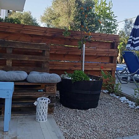 Rose Apartments Mesonghi مورايتيكا المظهر الخارجي الصورة